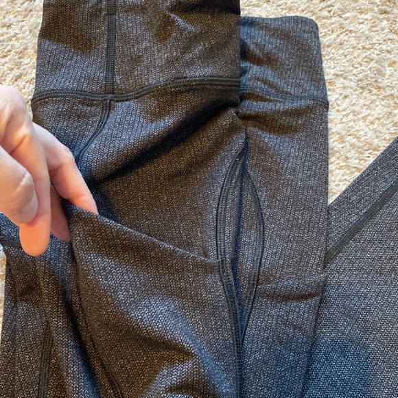 Lululemon leggings - Picture 3 of 9
